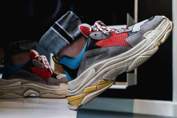 【BALENCIAGA】2018AW バレンシアガスーパーコピー 入手困難 ☆ 激レア Triple S ブルー レッド  7011122